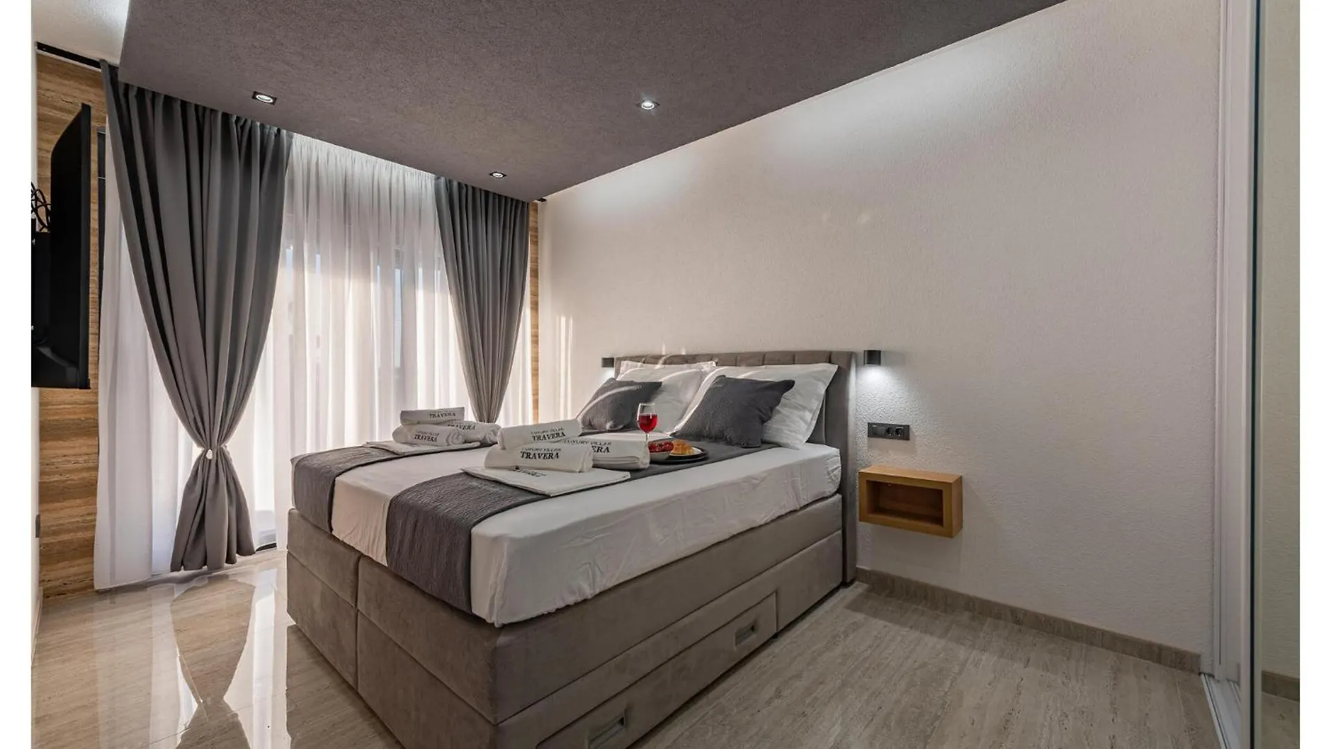Holiday home Cozy Home In Privlaka With Heated Swimming Pool