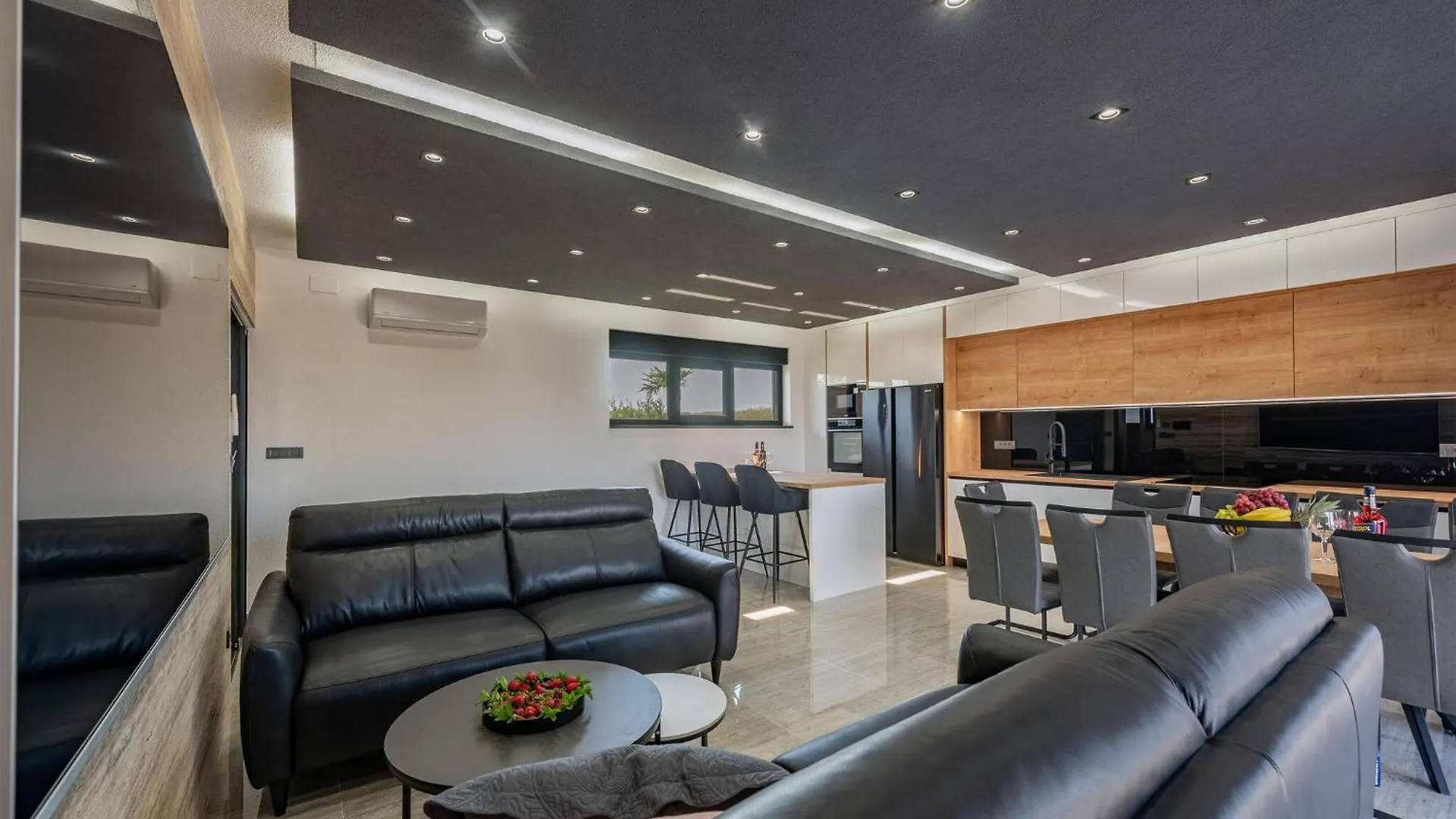 Cozy Home In Privlaka With Heated Swimming Pool Croatia